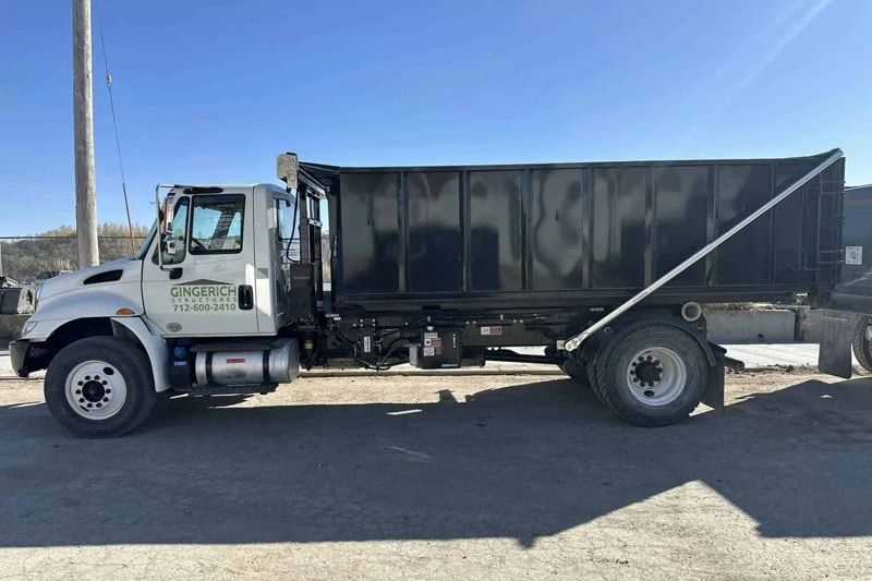 What Is Commercial Truck Repair? What It Covers and Who Needs It